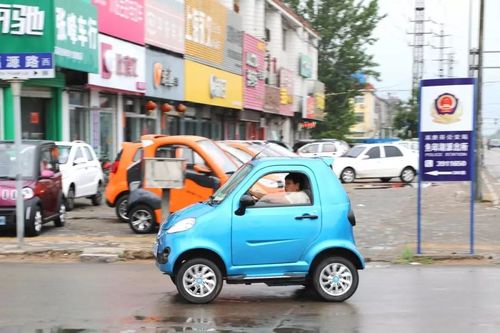 中国电动车制造商道爵(dojo)的销售人员liu hui说