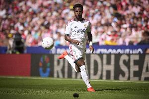 西媒：穆里尼奥要求维尼修斯调整日常习惯，以助其找回最佳状态